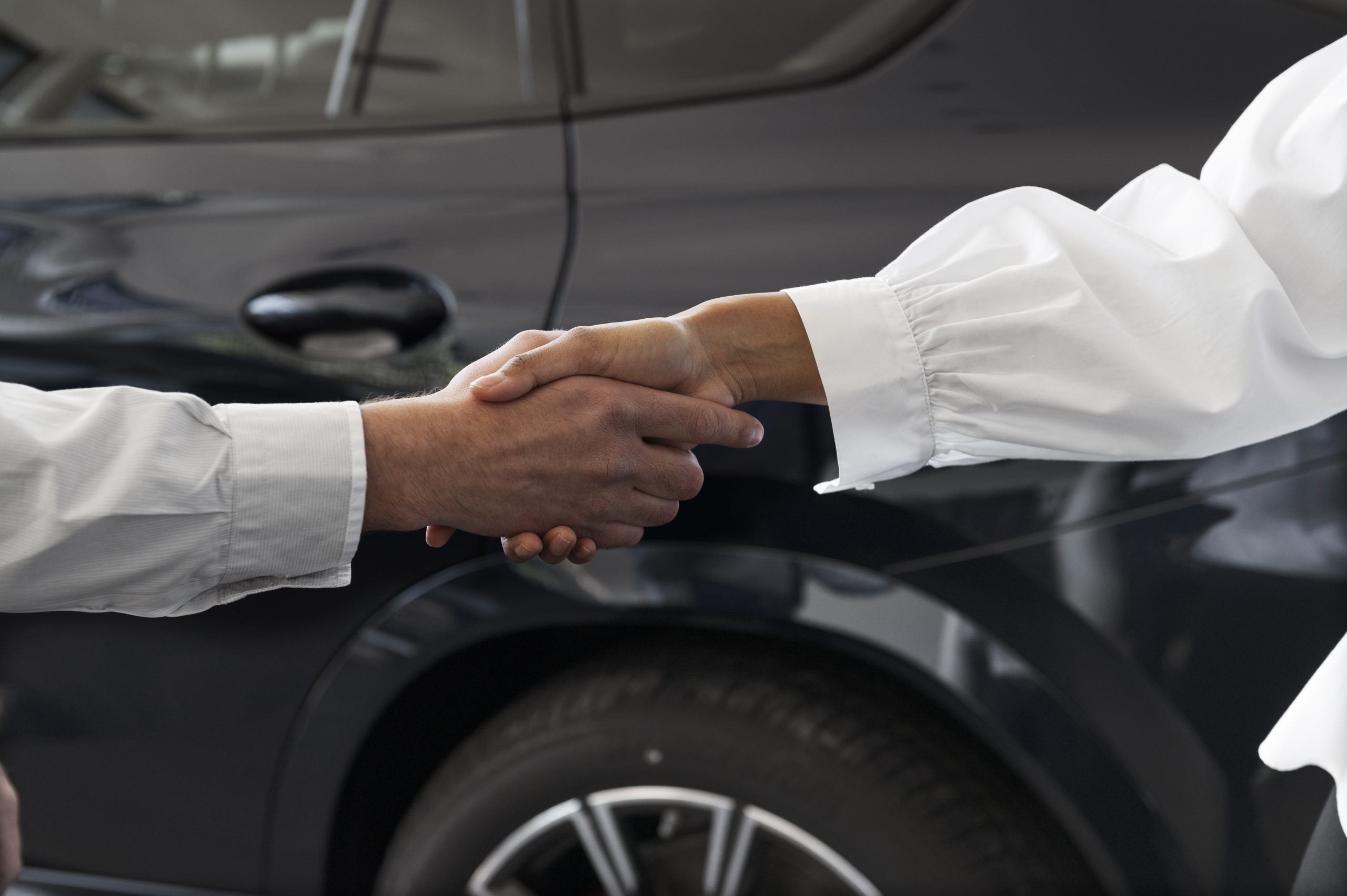 Cómo alquilar un coche para su empresa: Ventajas e inconvenientes de los coches de alquiler